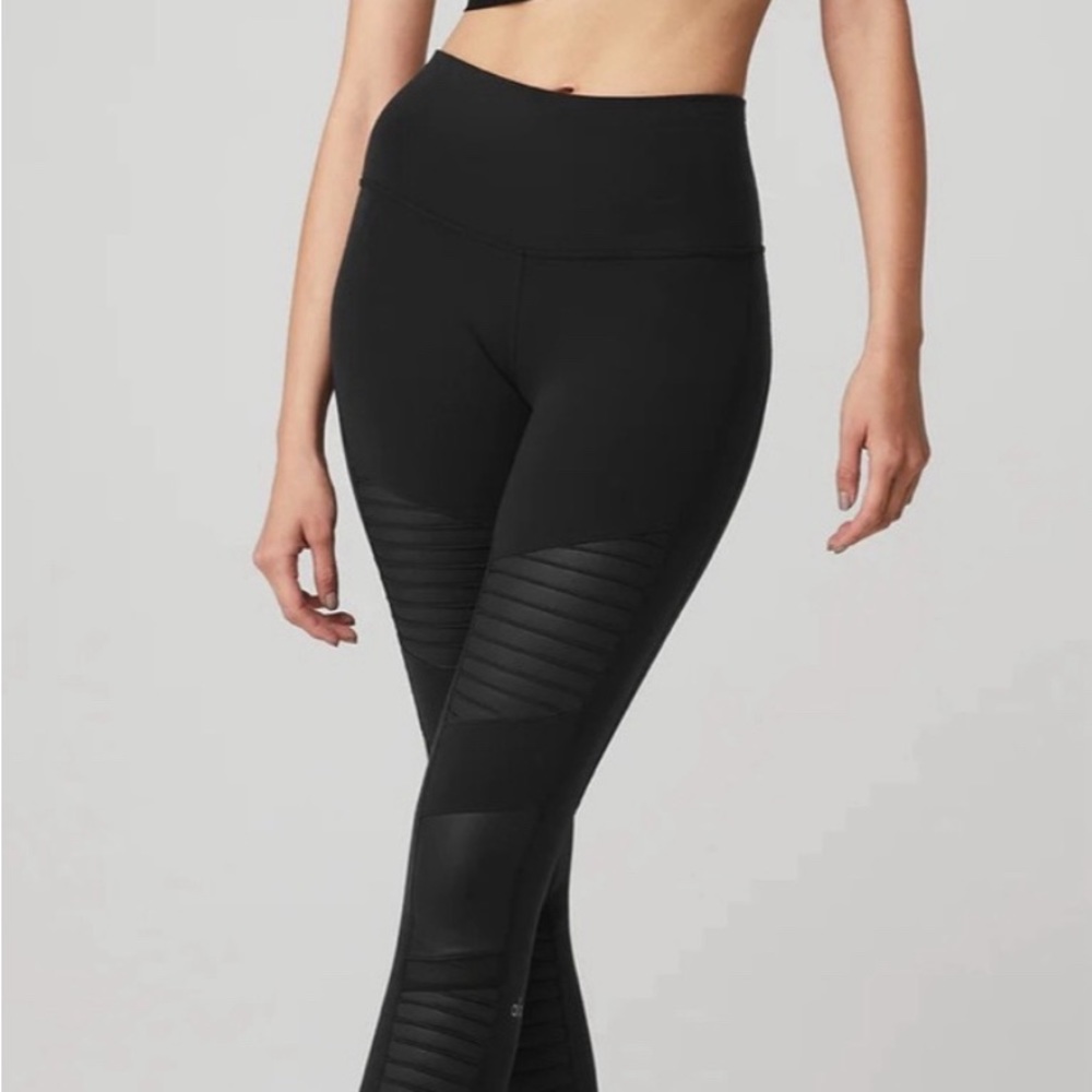 Alo high waist cargo legging